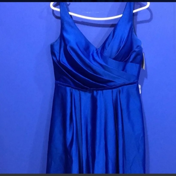 Royal blue formal dress - Picture 2 of 7